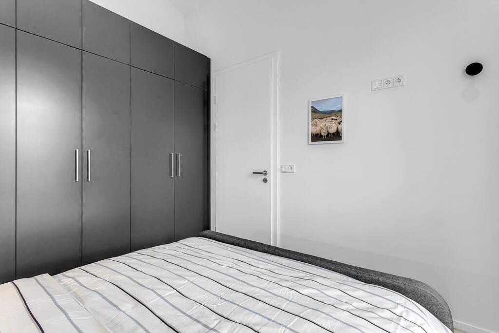 Apartment Luxury Nest 2b, 1b-heart Of Downtown-free Parking *