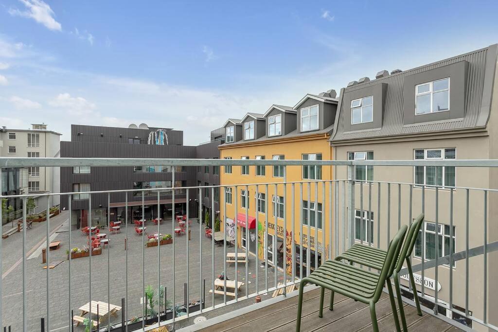 Luxury Nest 2b, 1b-heart Of Downtown-free Parking * Reykjavik